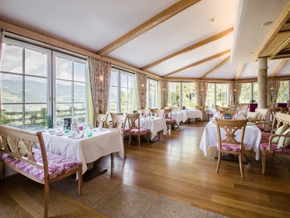 Wanderurlaub - Fahrstuhl - Hotel AlpenSchlössl