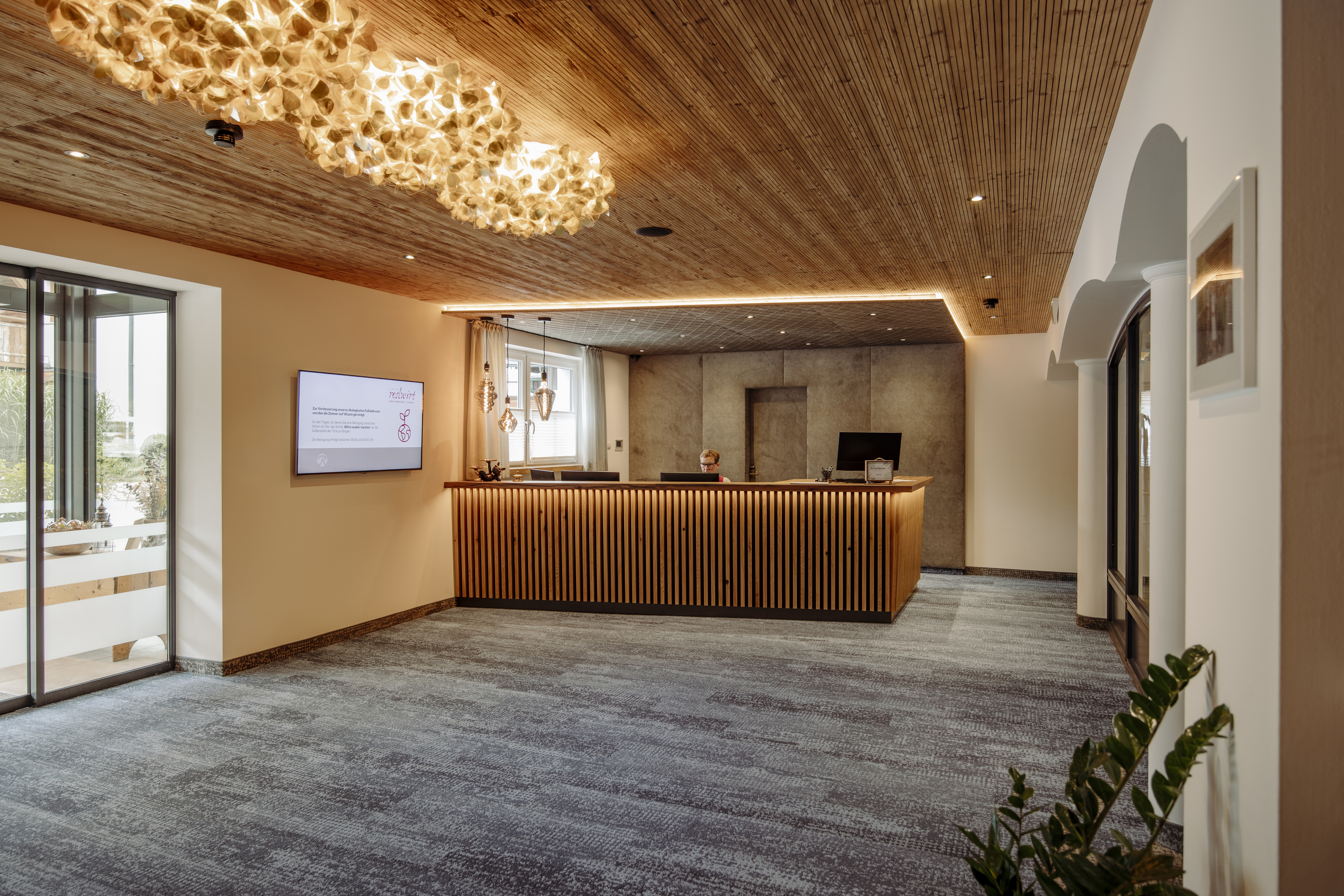 Wanderhotel: rezeption reslwirt - Resl Resort - Hotel