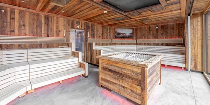 Wanderurlaub - Pools: Schwimmteich - Spa & Vitalresort Eggerwirt