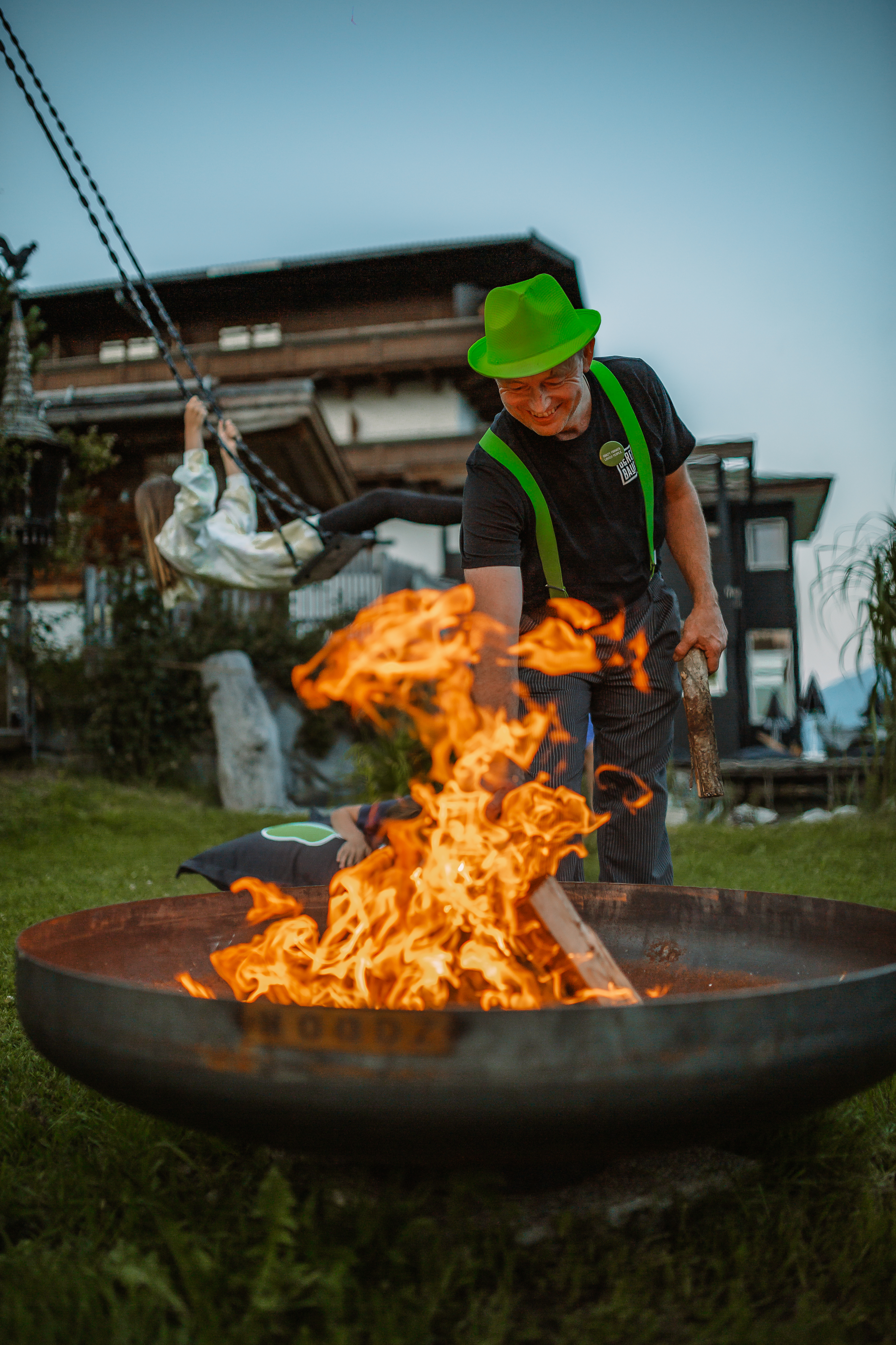 Wanderhotel: Feuerschale - BergBaur