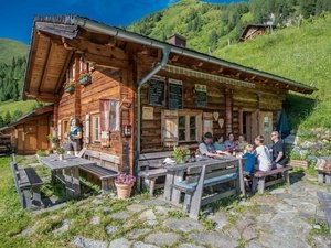 Sendlhofer's Almen Grußberghütte - Rastözenalm