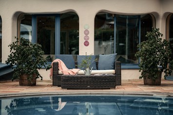 Wanderhotel: Relaxing am Pool im Sendlhofer's - Sendlhofer's