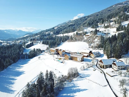 Wanderurlaub - Fahrstuhl - Hotel im Winter - Hotel Glocknerhof