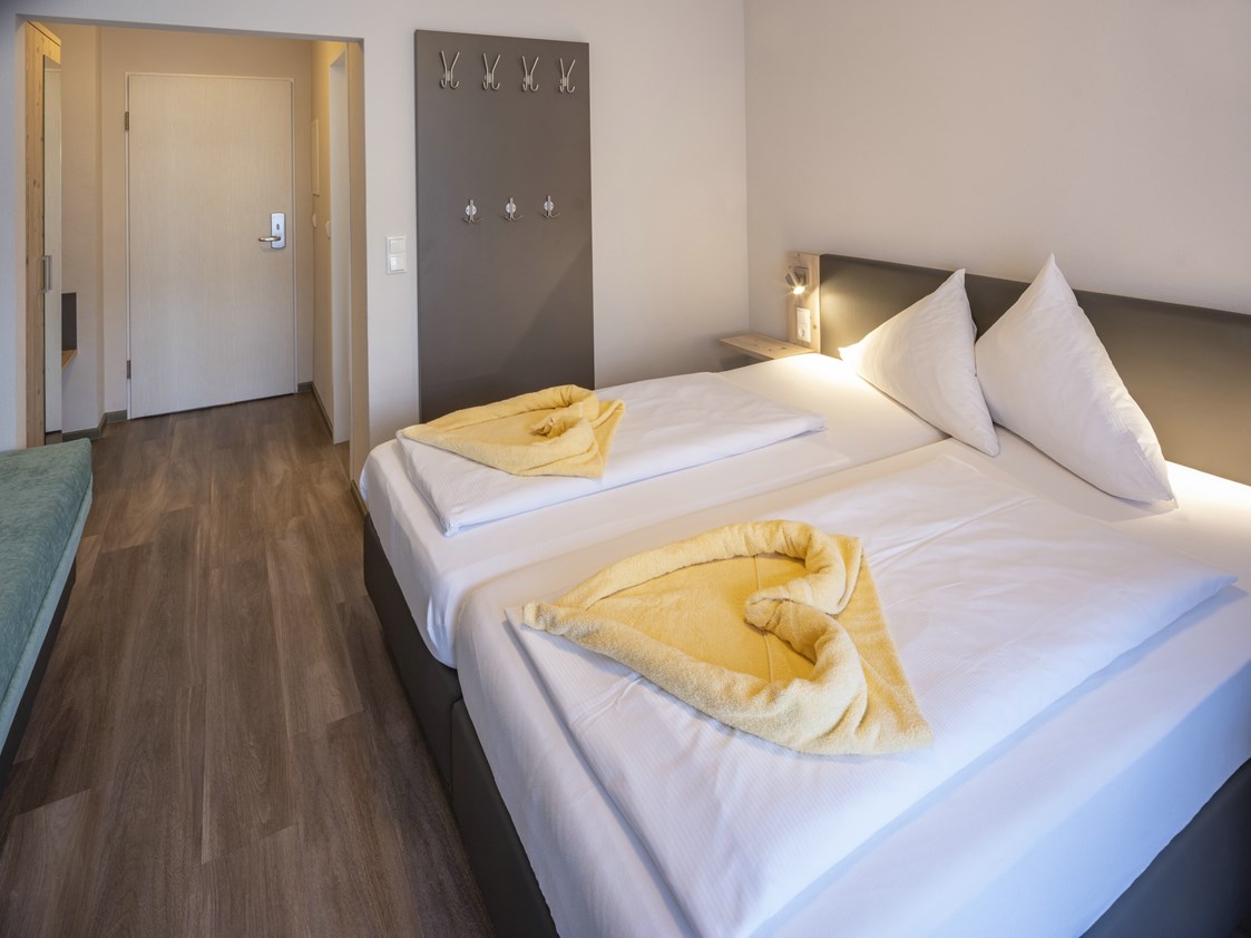 Wanderhotel: Unser Economy Doppelzimmer - sonnenhotel BAYERISCHER HOF