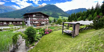 Wanderurlaub - Fahrstuhl - Den Urlaubstag gemütlich im Garten verbringen - Hotel Hubertus