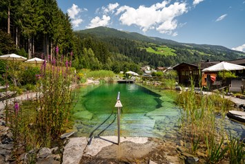 Wanderhotel: Den Sommer am Teich genießen - Hotel Hubertus