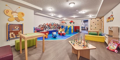Wanderurlaub - Fahrstuhl - 4****Hotel Hasenauer