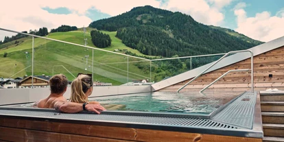 Wanderurlaub - Fahrstuhl - 4****Hotel Hasenauer