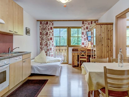 Wanderurlaub - Fahrstuhl - Hotelappartements von 40 - 110m² für
2 bis 8 Personen je nach Bedarf.
Alle mit eigener Küche sowie diversen Utensilien und Küchengeräten ausgestattet.
 - Berghotel Jaga Alm