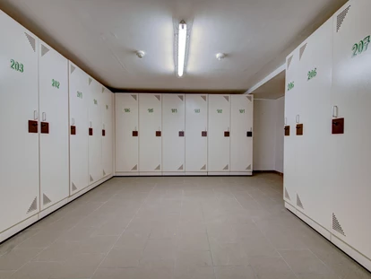 Wanderurlaub - Fahrstuhl - Neuer Ski.- Fahrradkeller mit versperrbaren und beheizten Spinnds für jedes Zimmer/Appartement - Berghotel Jaga Alm