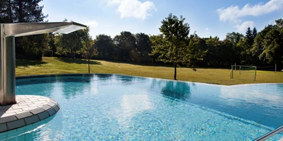 Wanderurlaub - Fahrstuhl - Außenpool - Hotel Schwarzwald Freudenstadt