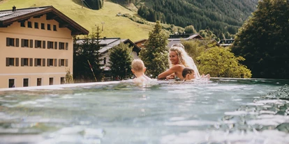 Wanderurlaub - Fahrstuhl - Pool - THOMSN Central Hotel & Appartements