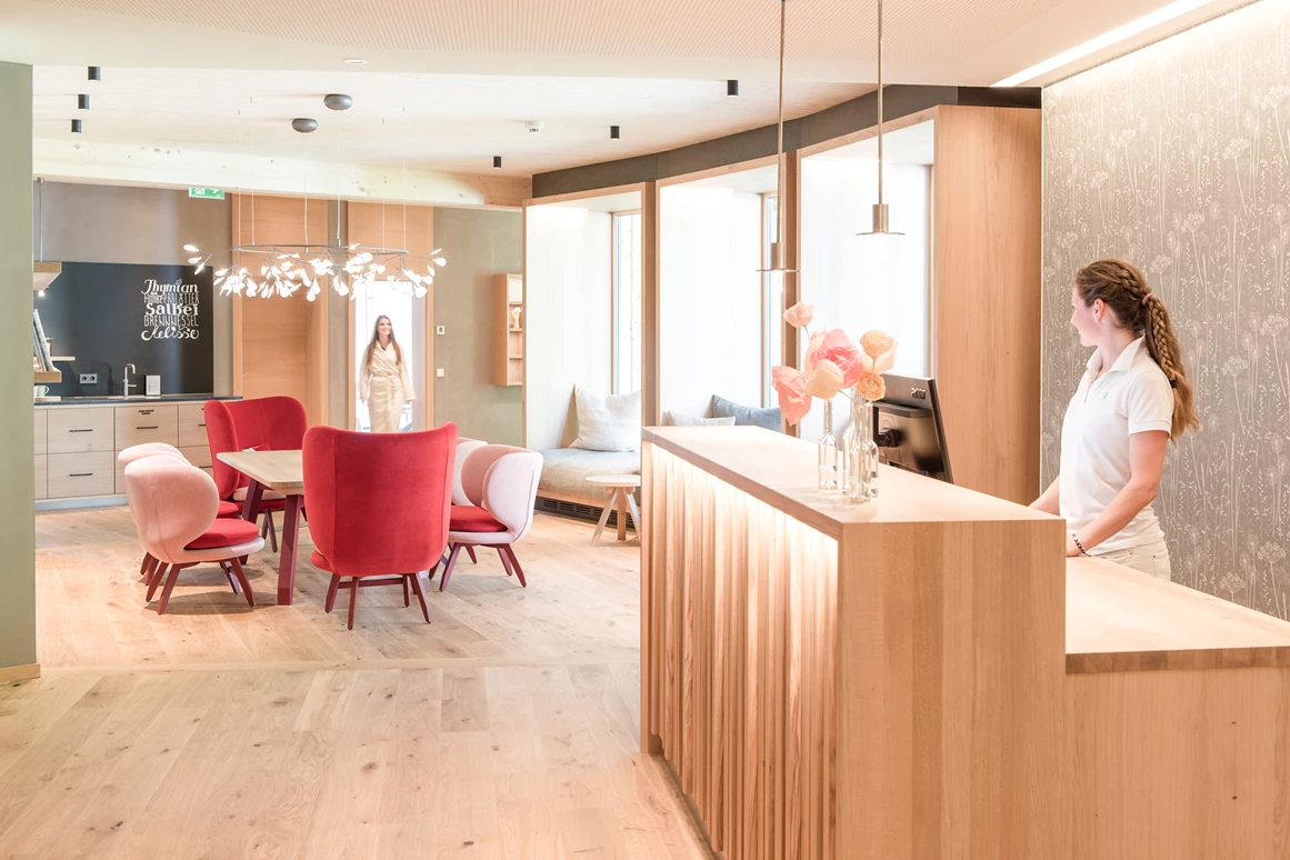 Wanderhotel: Spa Rezeption - der daberer . das biohotel - der daberer . das biohotel