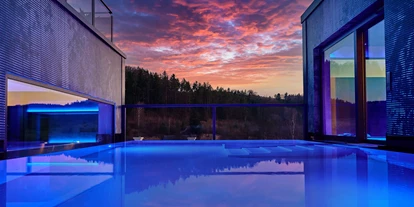 Wanderurlaub - Fahrstuhl - Bayern - SKY POOL -  - Landhotel Sternwirt "Wellness&Wandern"