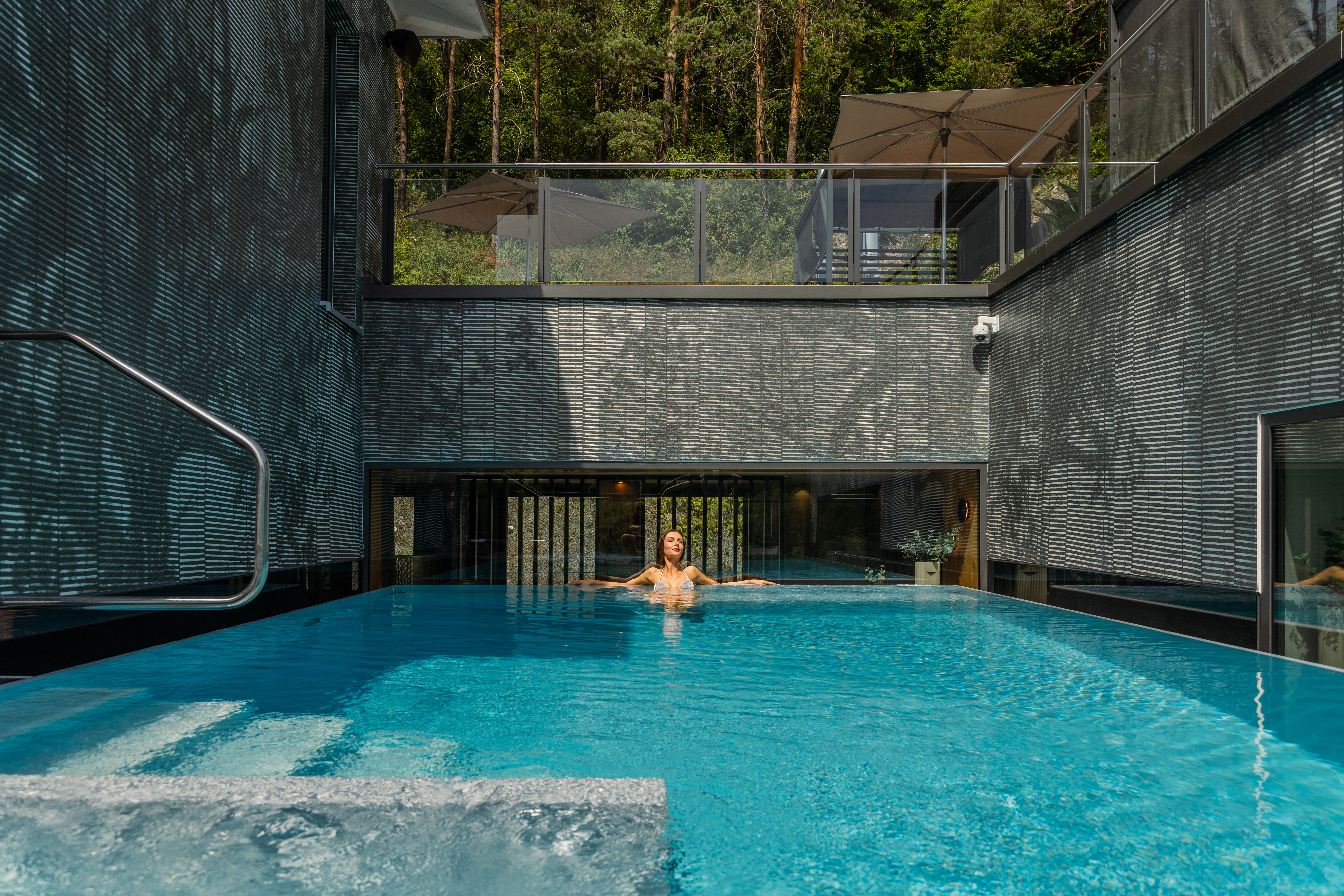 Wanderhotel: Skypool beheitzt  - Landhotel Sternwirt "Wellness&Wandern"