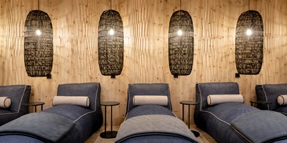 Wanderurlaub - Pools: Schwimmteich - Ruhebereich/Wellness - Ski & Bike Hotel Wiesenegg