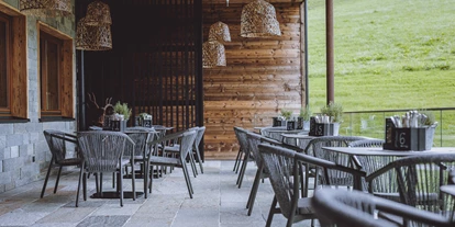 Wanderurlaub - Pools: Schwimmteich - Ski & Bike Hotel Wiesenegg