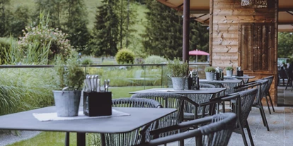 Wanderurlaub - Pools: Schwimmteich - Ski & Bike Hotel Wiesenegg