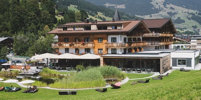 Wanderurlaub - Pools: Schwimmteich - Ski & Bike Hotel Wiesenegg