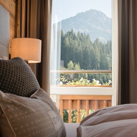 Wanderhotel: Hotelzimmer mit Blick auf den Rettenstein - meiZeit Lodge