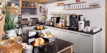 Wanderurlaub - Fahrstuhl - Das Frühstücksbuffet - Hotel Post Krimml