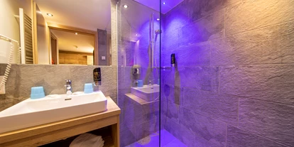 Wanderurlaub - Fahrstuhl - Badezimmer vom Zimmer Alpenglück - Hotel Post Krimml