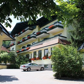Wanderhotel: Hotel zum Stern von Aussen  - sonnenhotel ZUM STERN