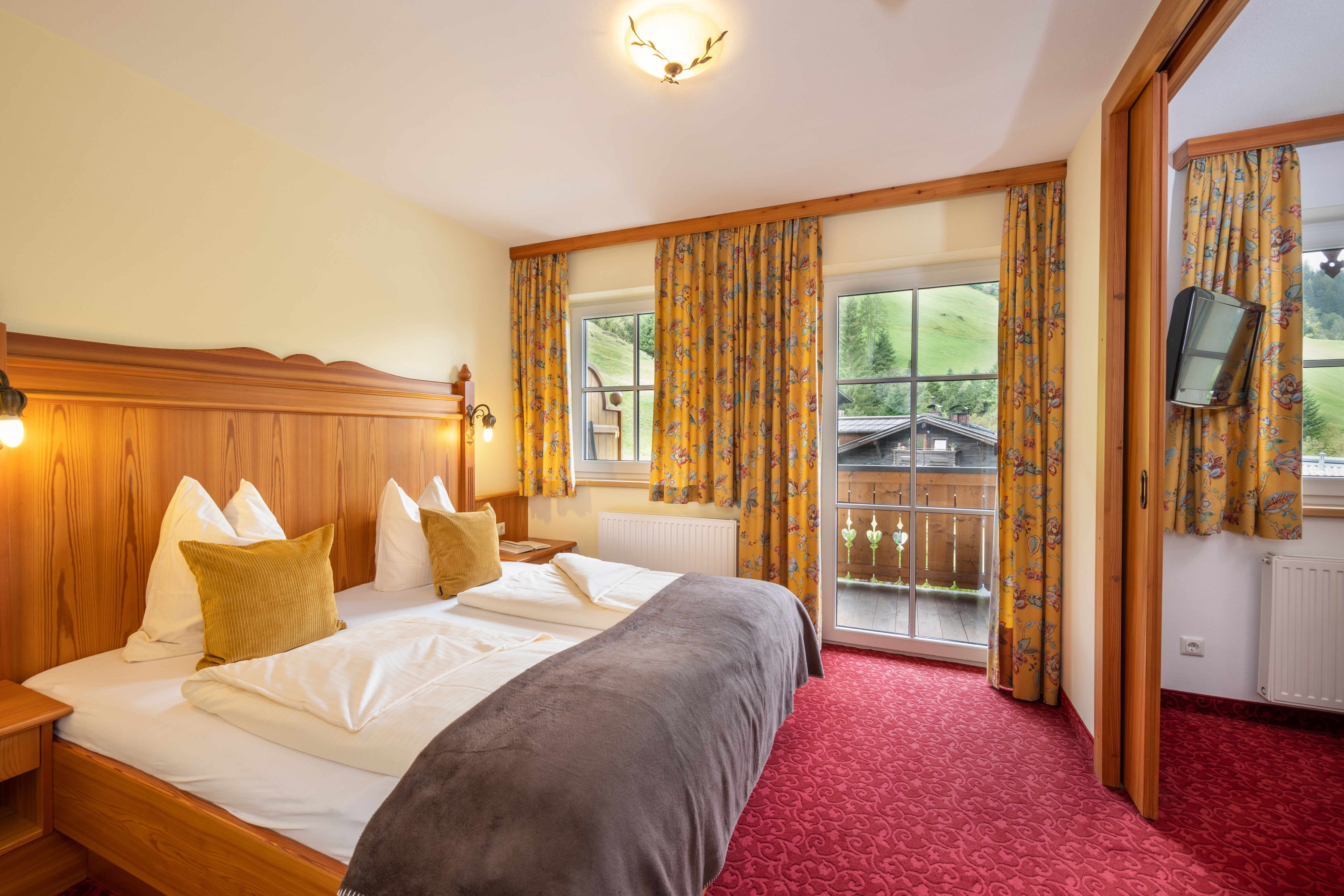 Naturhotel Huettenwirt Zimmerkategorien Wohlfühl-Famiienstudio