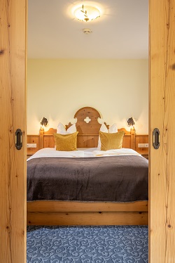 Wanderhotel: www.huettenwirt.com, Familienstudios - Naturhotel Huettenwirt