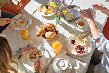 Wanderhotel: Gemütlich Frühstücken - Hotel Schranz 