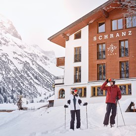 Wanderhotel: Ski in & Ski out im Winter - Hotel Schranz 