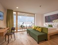 Wanderhotel: Zimmer mit Bick zum Zahmen Kaiser
mit schönem Balkon - Sattlerwirt (Hotel / Wirtshaus)