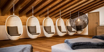 Wanderurlaub - Pools: Schwimmteich - Hotel Damülser Hof - Wellness & Spa