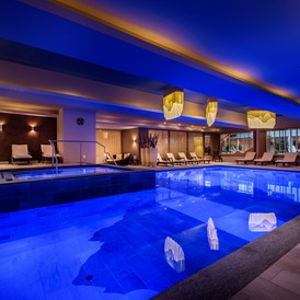 Wanderhotel: Schwimmbad - Hotel Diamant San Cassiano