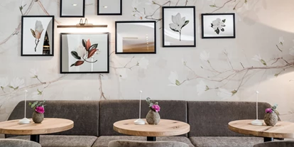Wanderurlaub - Fahrstuhl - Bayern - Lobby Hotel Antoniushof - Wellnesshotel Antoniushof