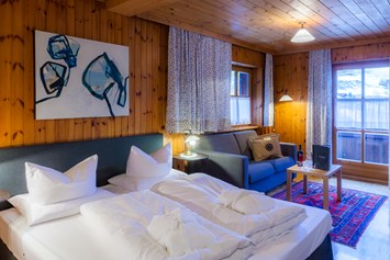 Wanderhotel: Doppelzimmer Elegant premium mit Wohnbereich - Bio-Hotel Saladina
