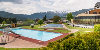 Wanderurlaub - Pools: Schwimmteich - AlpenParks Hotel & Apartment Carpe Solem Mariapfarr