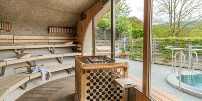 Wanderurlaub - Pools: Schwimmteich - AlpenParks Hotel & Apartment Carpe Solem Mariapfarr