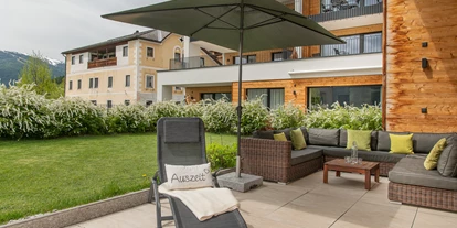 Wanderurlaub - Pools: Schwimmteich - AlpenParks Hotel & Apartment Carpe Solem Mariapfarr