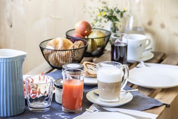 Wanderhotel: Frühstück im Berghaus Schröcken - Berghaus Schröcken