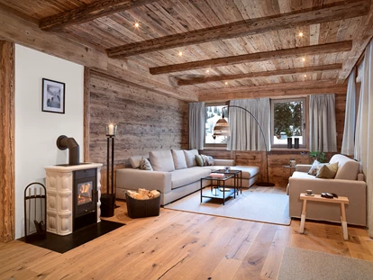 Wanderurlaub - Fahrstuhl - Wohnbereich im Chalet Arlberg im Berghaus Schröcken - Berghaus Schröcken