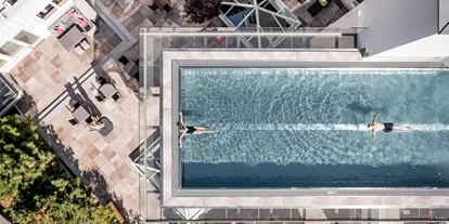 Wanderurlaub - Hotel-Schwerpunkt: Wandern & Biken - Tirol - Skypool - ganzjärig beheizt - Alpin ART & SPA Hotel Naudererhof