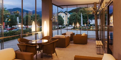 Wanderurlaub - Sonnenterrasse - Bad Aussee - Hotelbar der Villa Seilern - Villa Seilern