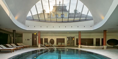 Wanderurlaub - Sonnenterrasse - Bad Aussee - Poollandschaft in der Villa Seilern - Villa Seilern
