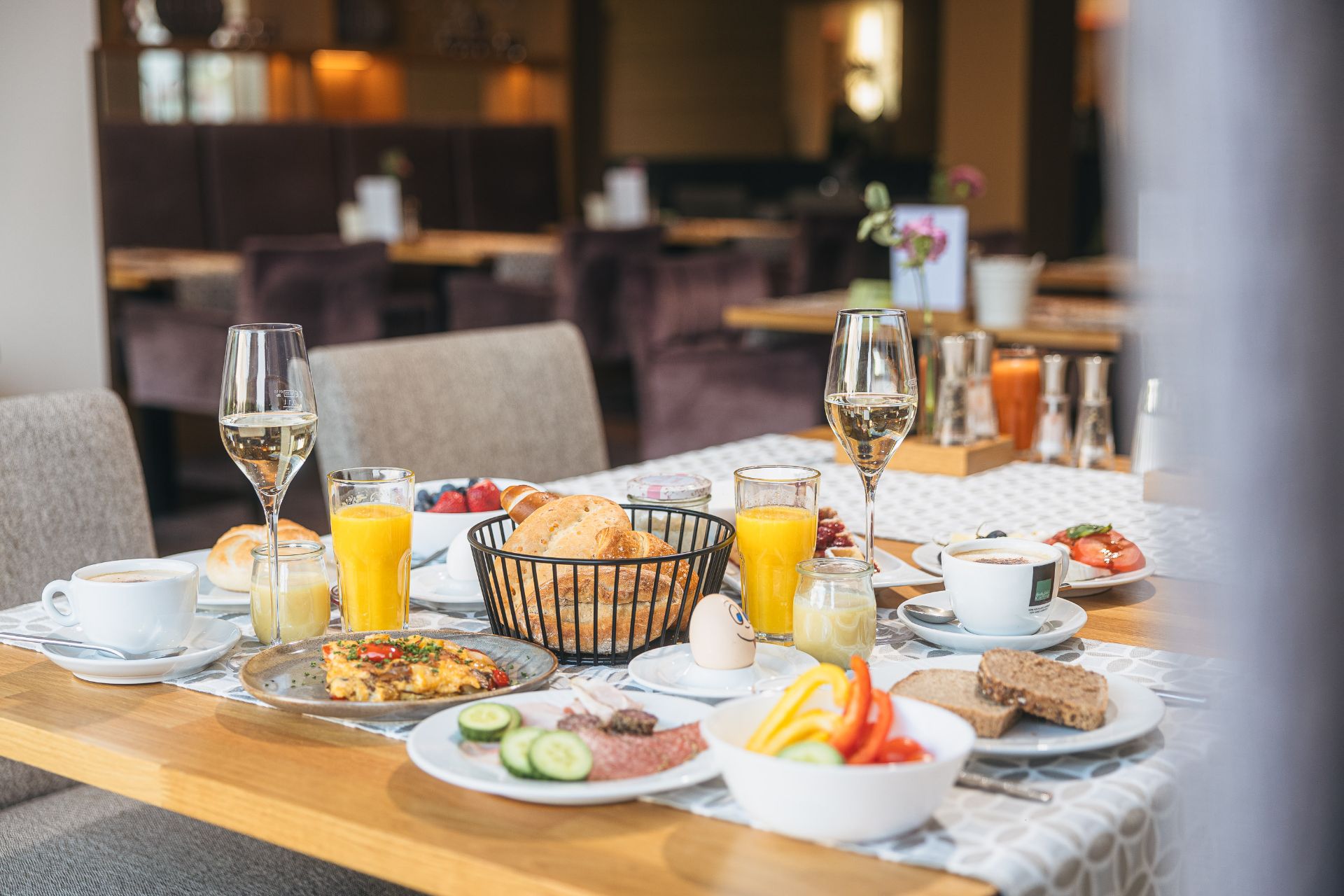Wanderhotel: Start your day right: mit einem ausgedehnten Frühstück! - Ritzenhof – Hotel und Spa am See