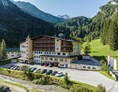 Wanderhotel: Außenansicht Hotel - Vorderseite - Hotel Der Rindererhof