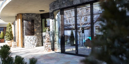 Wanderurlaub - Ridnaun - Sterzing - Eingang Hotel - stefan Hotel