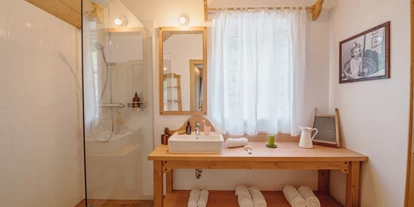 Wanderurlaub - Sonnenterrasse - Bad Aussee - Badezimmer im Ferienhaus Gössl - Narzissendorf Zloam