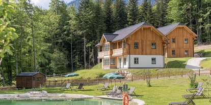 Wanderurlaub - Sonnenterrasse - Bad Aussee - dorfeigner Badeteich im Narzissendorf Zloam - Narzissendorf Zloam