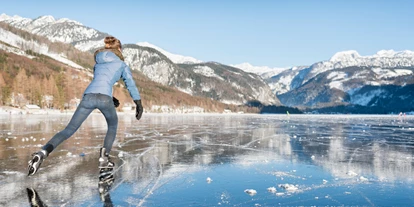 Wanderurlaub - Sonnenterrasse - Bad Aussee - Eislaufen am 10 Gehminuten entfernten Grundlsee - Narzissendorf Zloam